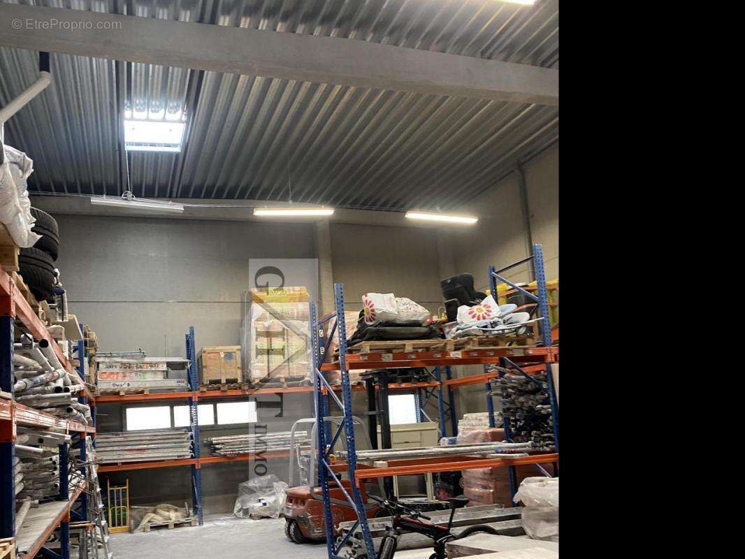 Commerce à BUSSY-SAINT-GEORGES