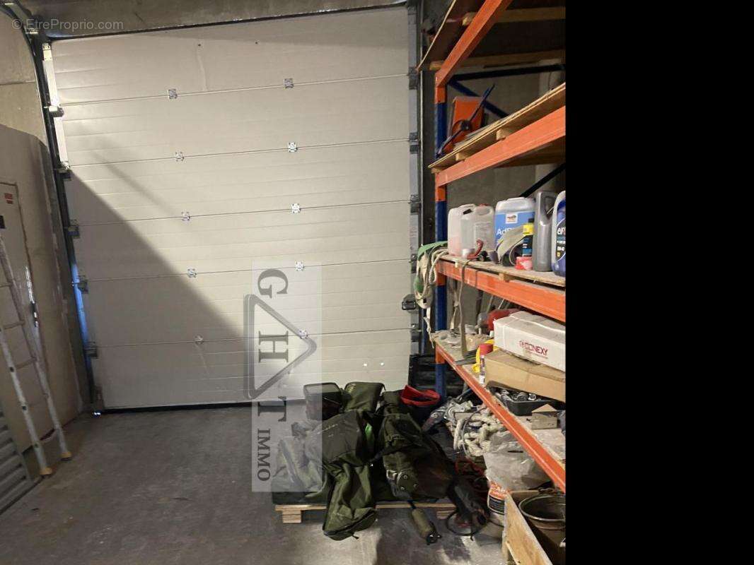 Commerce à BUSSY-SAINT-GEORGES