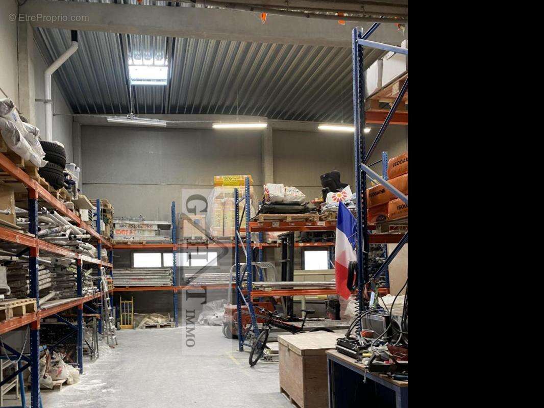 Commerce à BUSSY-SAINT-GEORGES