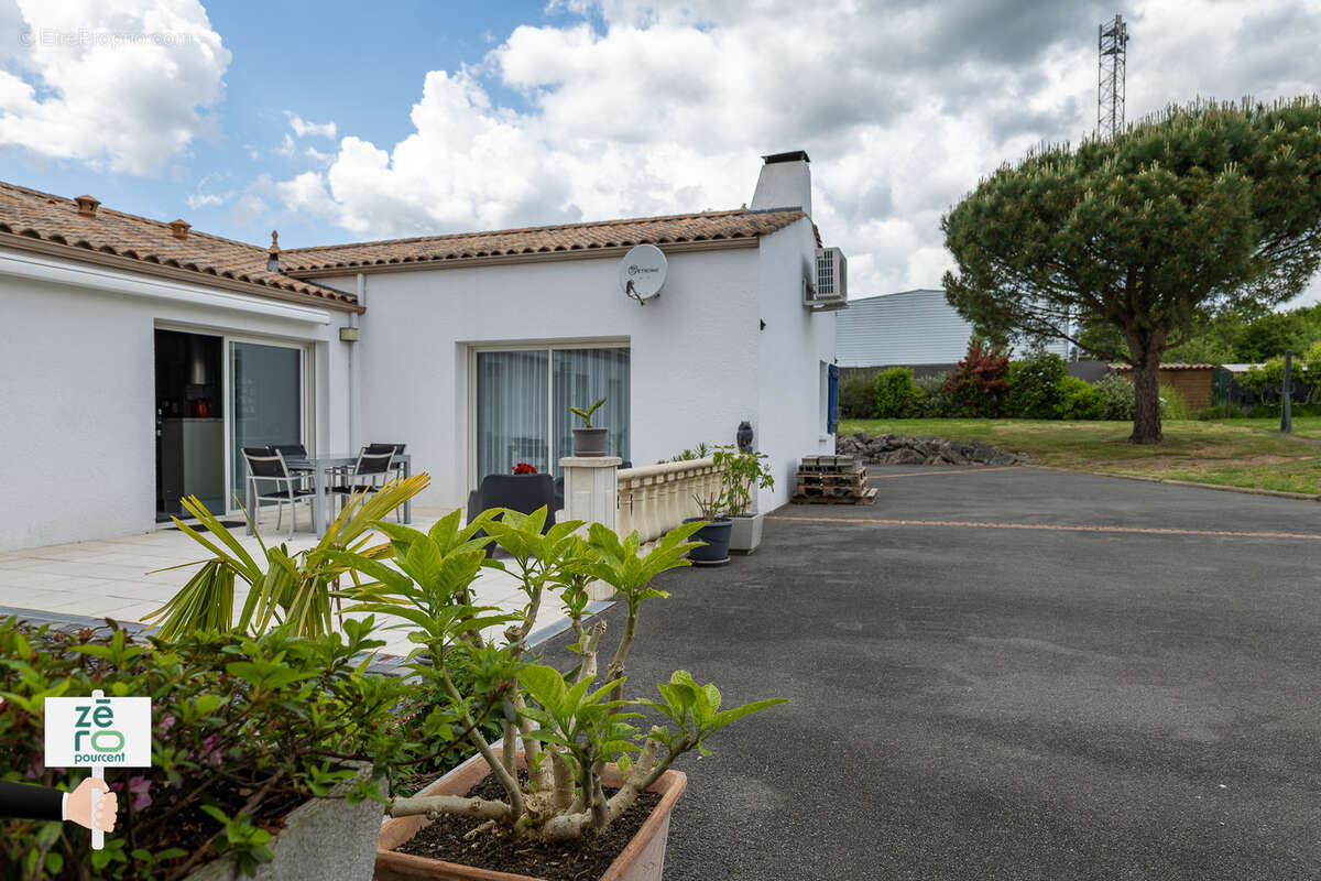 Maison à LE CHAMP-SAINT-PERE