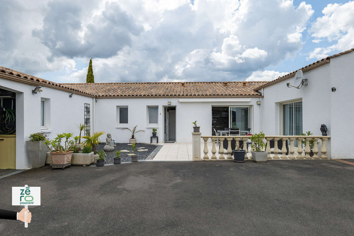 Maison à LE CHAMP-SAINT-PERE