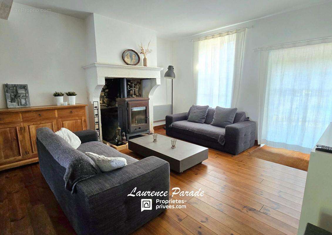 Maison à SAINT-MARTIN-DE-GURSON