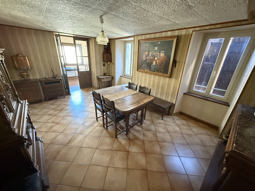 Maison à SAINT-IZAIRE