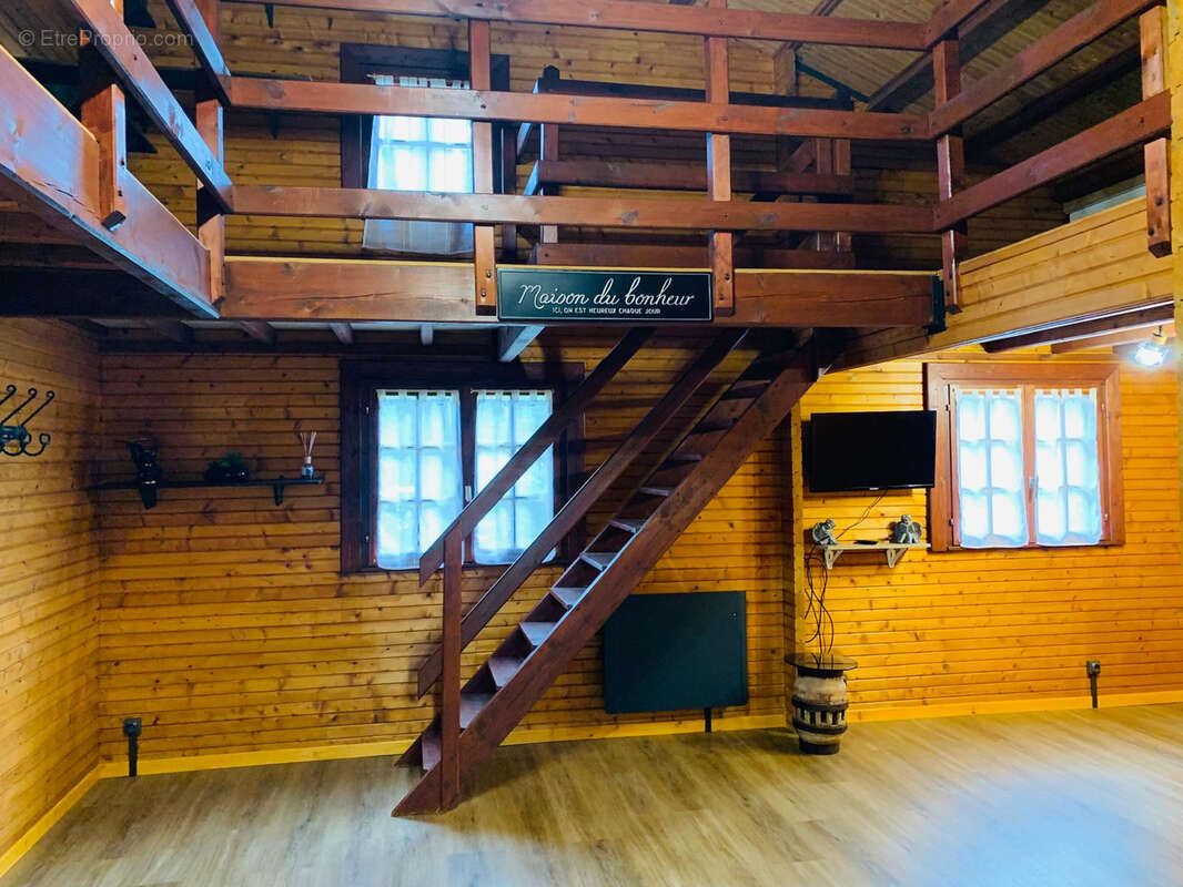 Maison à BAZOCHES-SUR-LE-BETZ