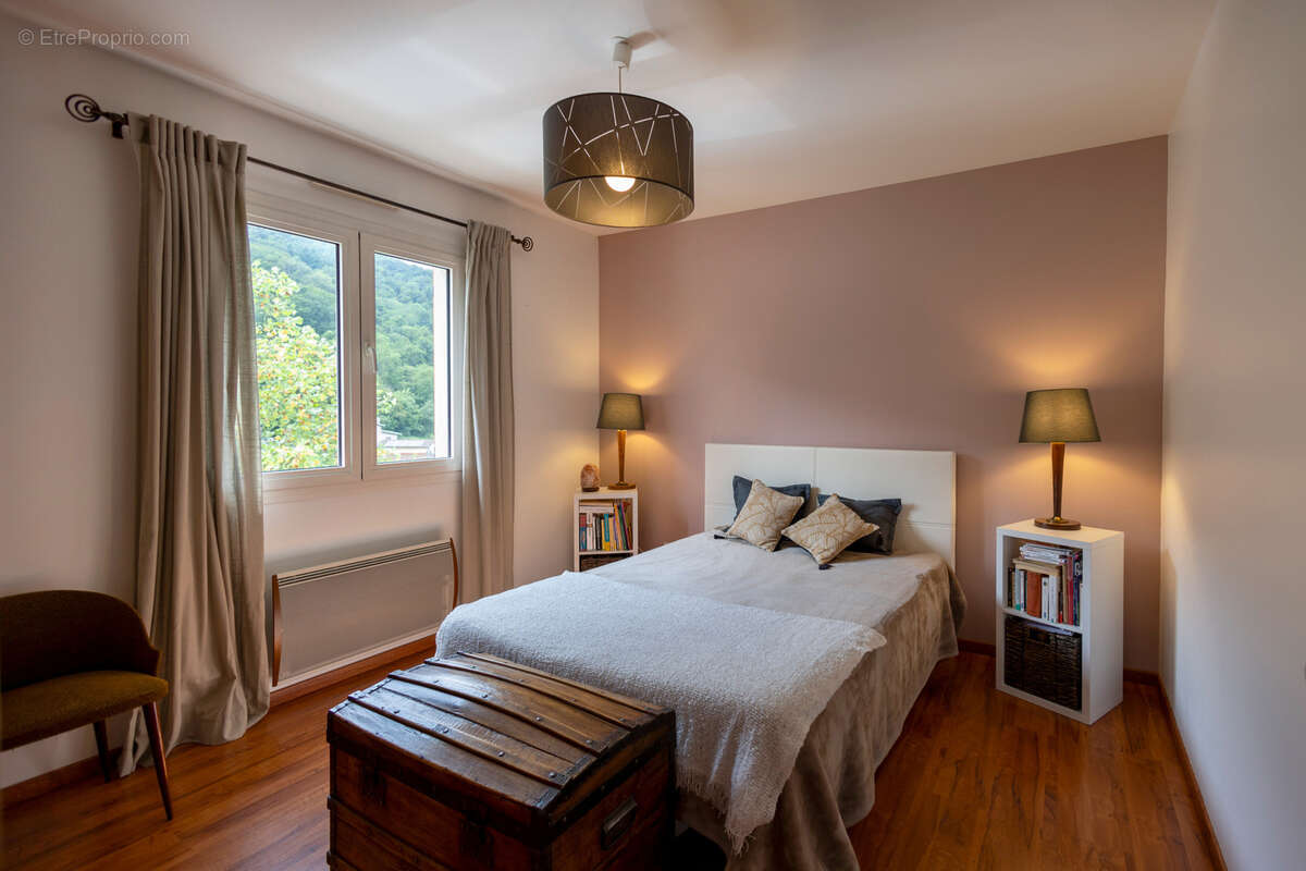 Maison à VAUX-EN-BUGEY