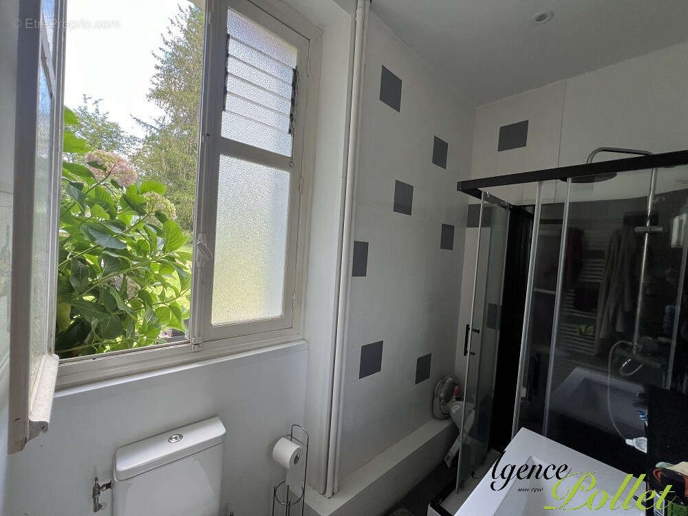 Maison à AUBIGNY-SUR-NERE