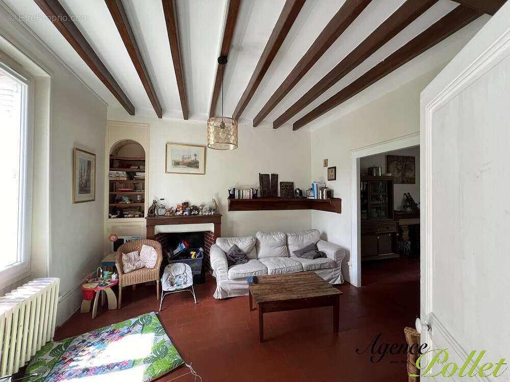 Maison à AUBIGNY-SUR-NERE