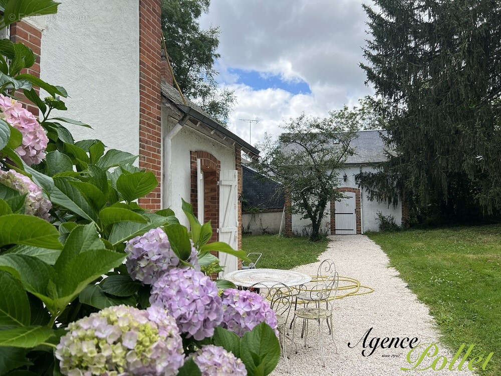 Maison à AUBIGNY-SUR-NERE