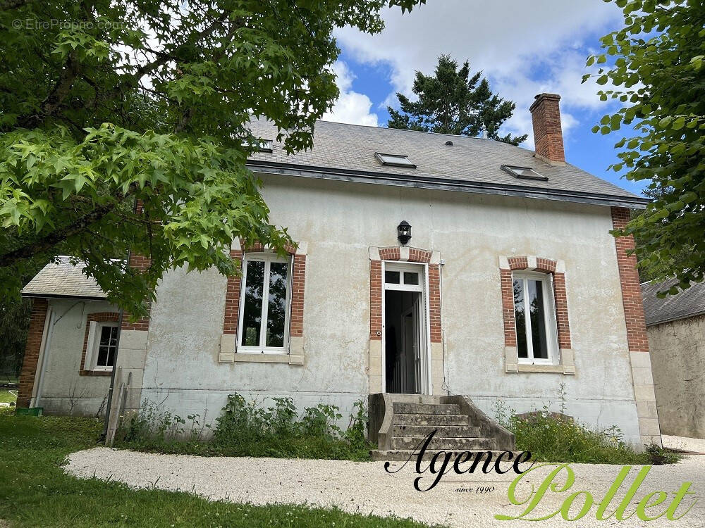 Maison à AUBIGNY-SUR-NERE