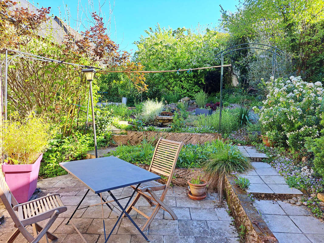 Maison à SAINT-CALAIS