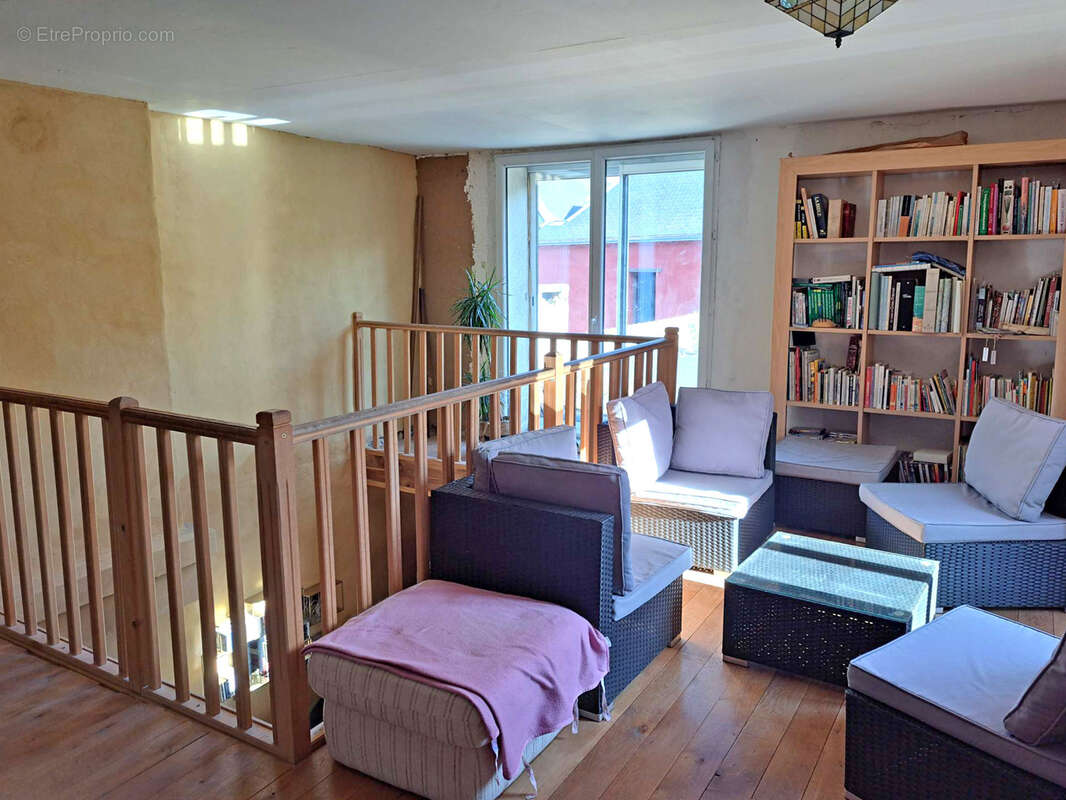 Maison à SAINT-CALAIS