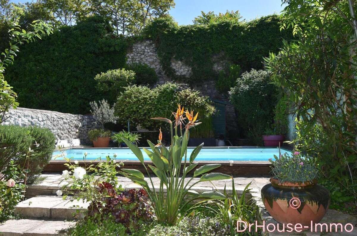 Maison à MARSEILLE-10E