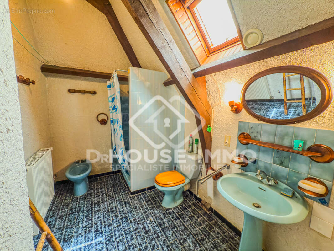 Maison à SAINT-ASTIER