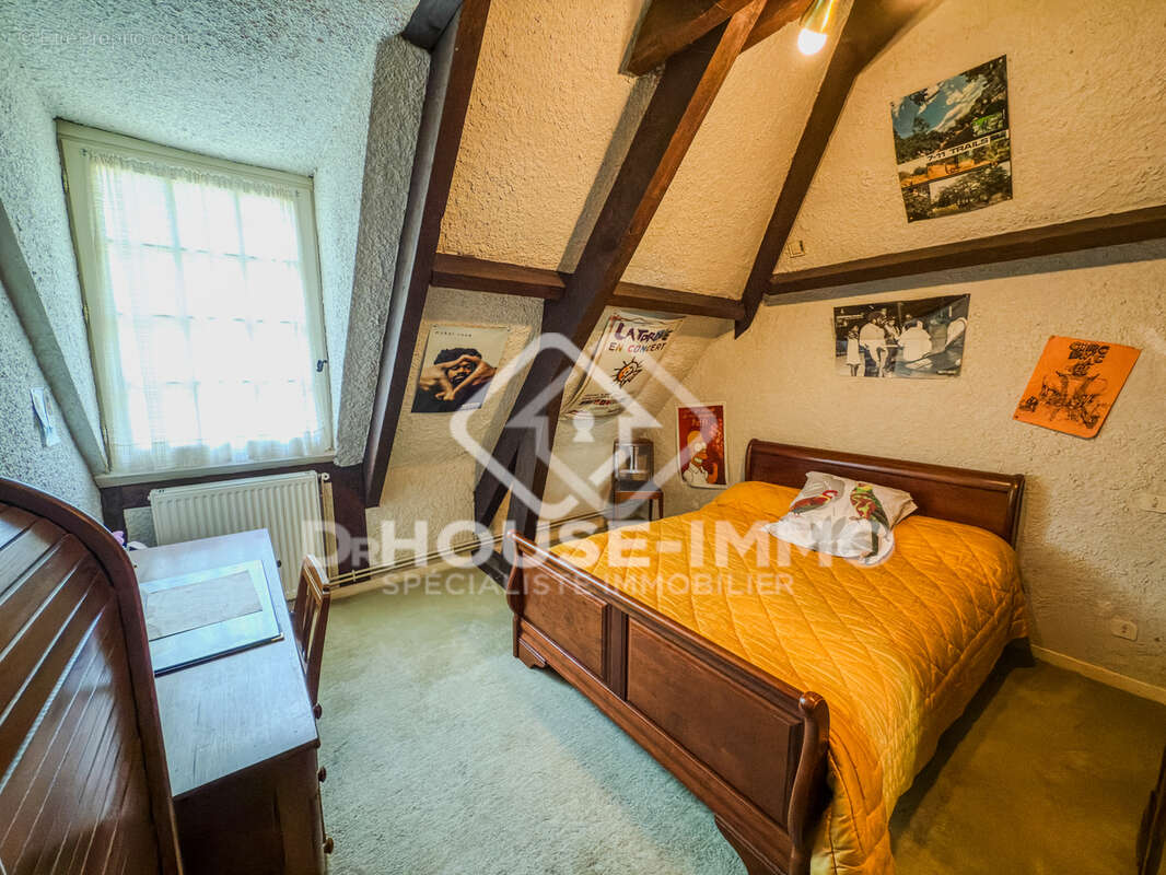 Maison à SAINT-ASTIER