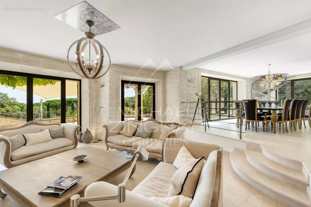 Maison à SAINT-REMY-DE-PROVENCE