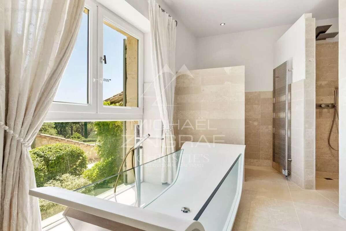 Maison à SAINT-REMY-DE-PROVENCE