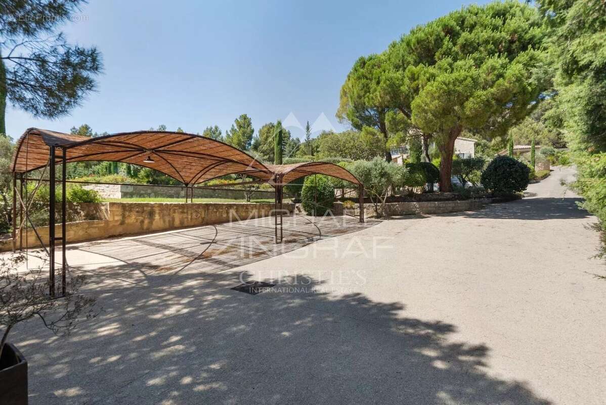 Maison à SAINT-REMY-DE-PROVENCE