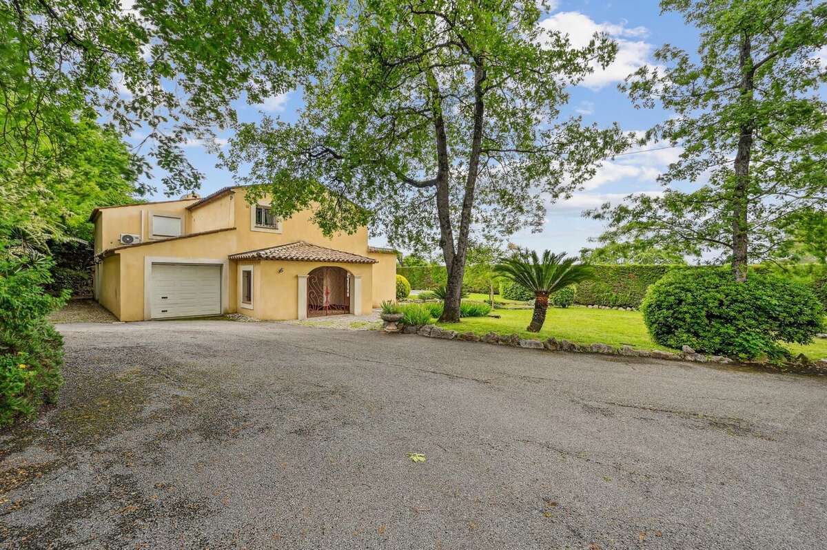 Maison à ROQUEFORT-LES-PINS