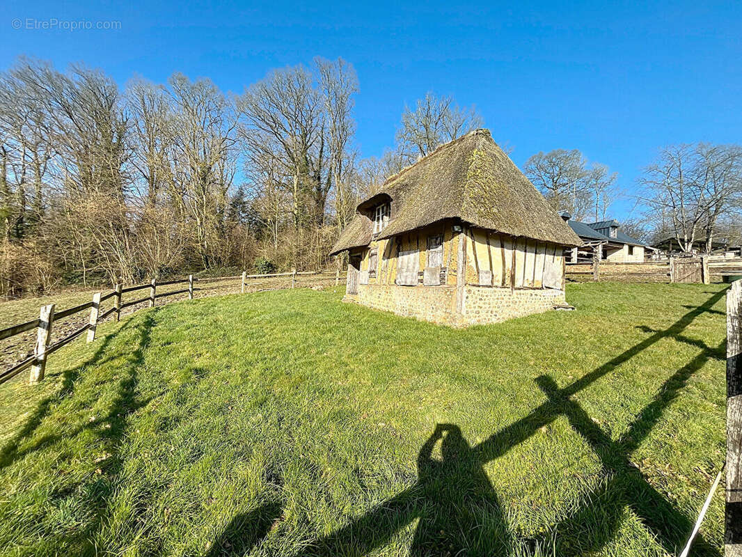 Maison à SAINT-GEORGES-DU-VIEVRE