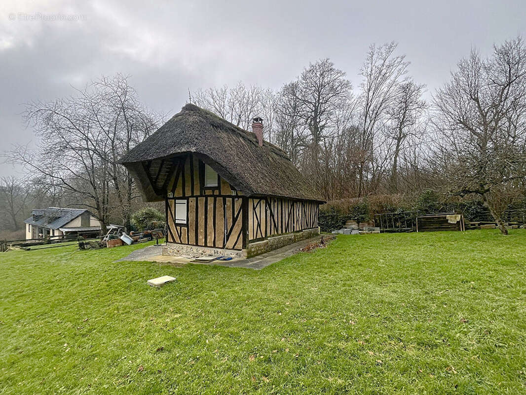 Maison à SAINT-GEORGES-DU-VIEVRE