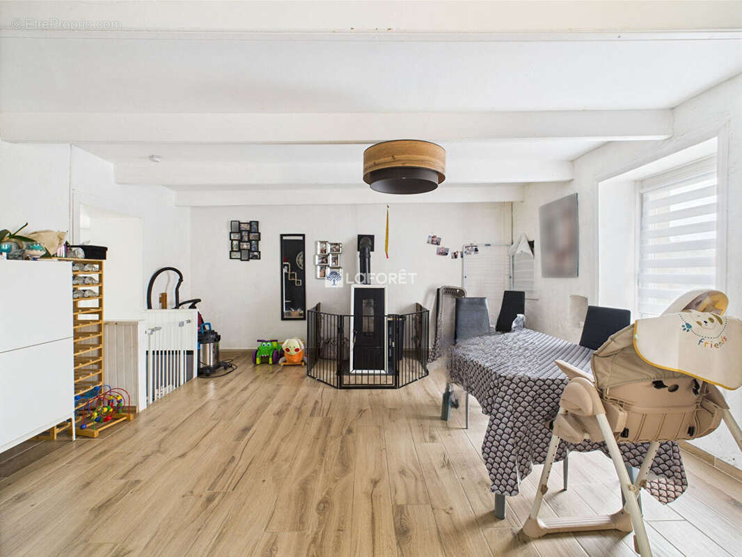 Maison à PLOGASTEL-SAINT-GERMAIN