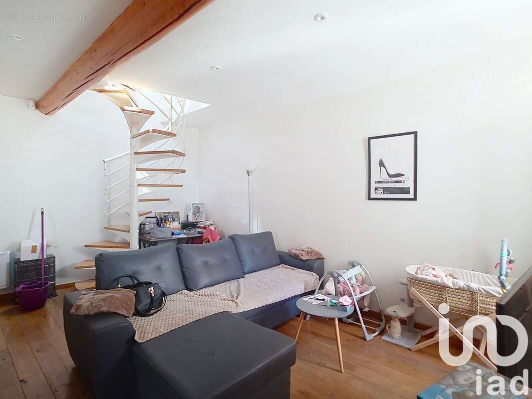 Photo 2 - Maison à MALIJAI