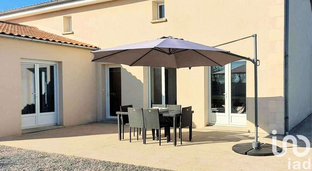 Photo 2 - Maison à ROM