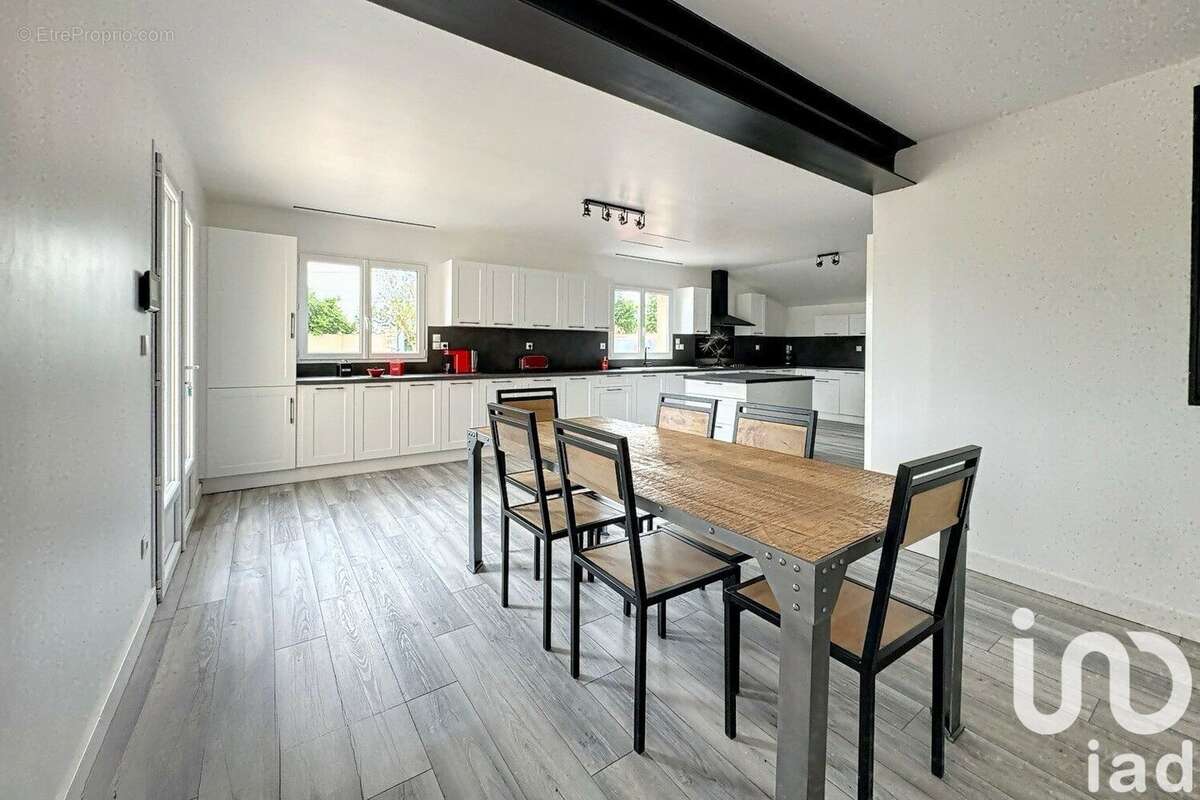 Photo 4 - Maison à ROM