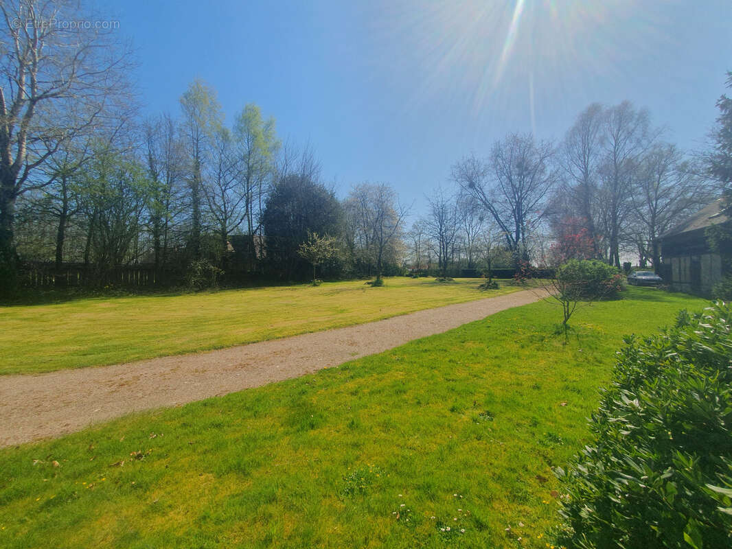 Maison à CORMEILLES