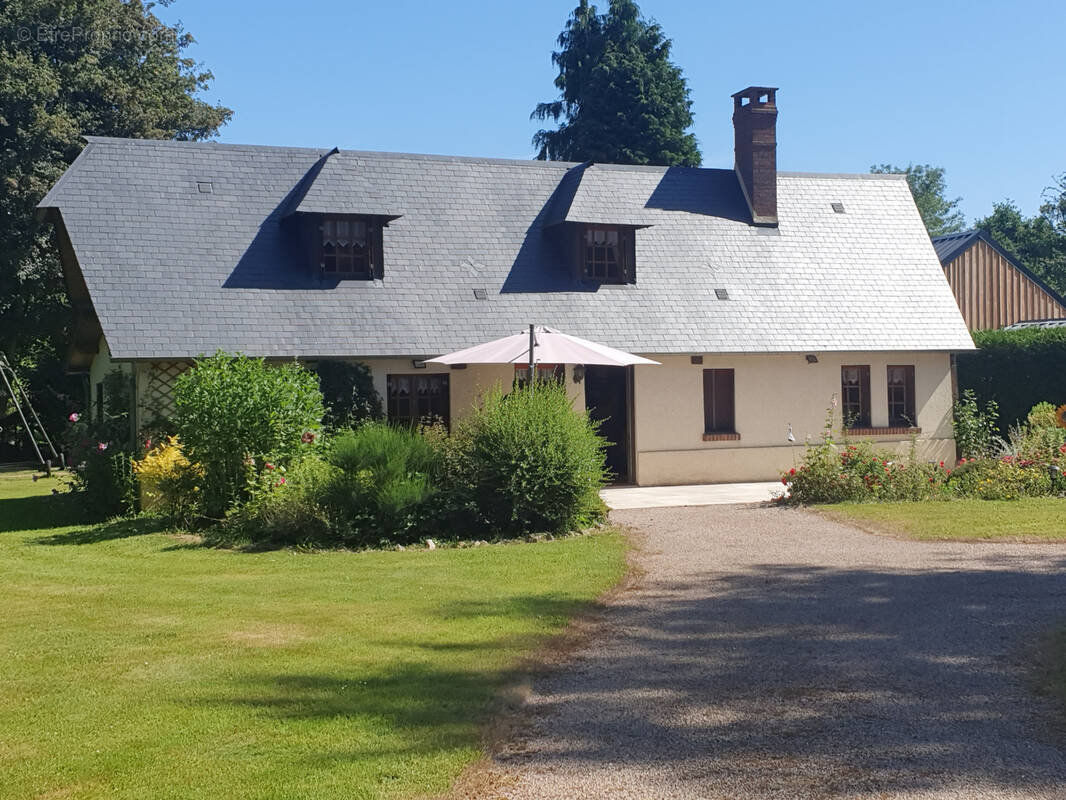 Maison à CORMEILLES