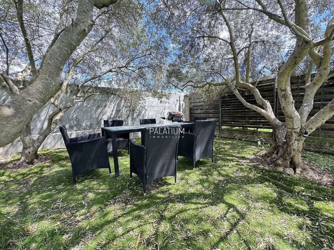 Maison à VINON-SUR-VERDON