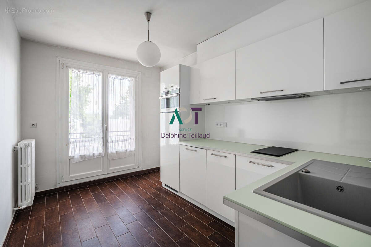 Appartement à MEYLAN