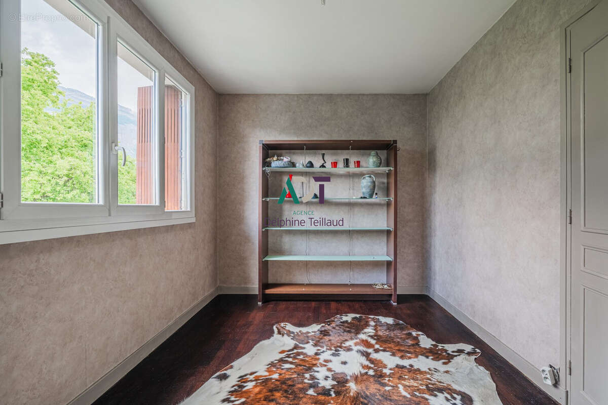 Appartement à MEYLAN