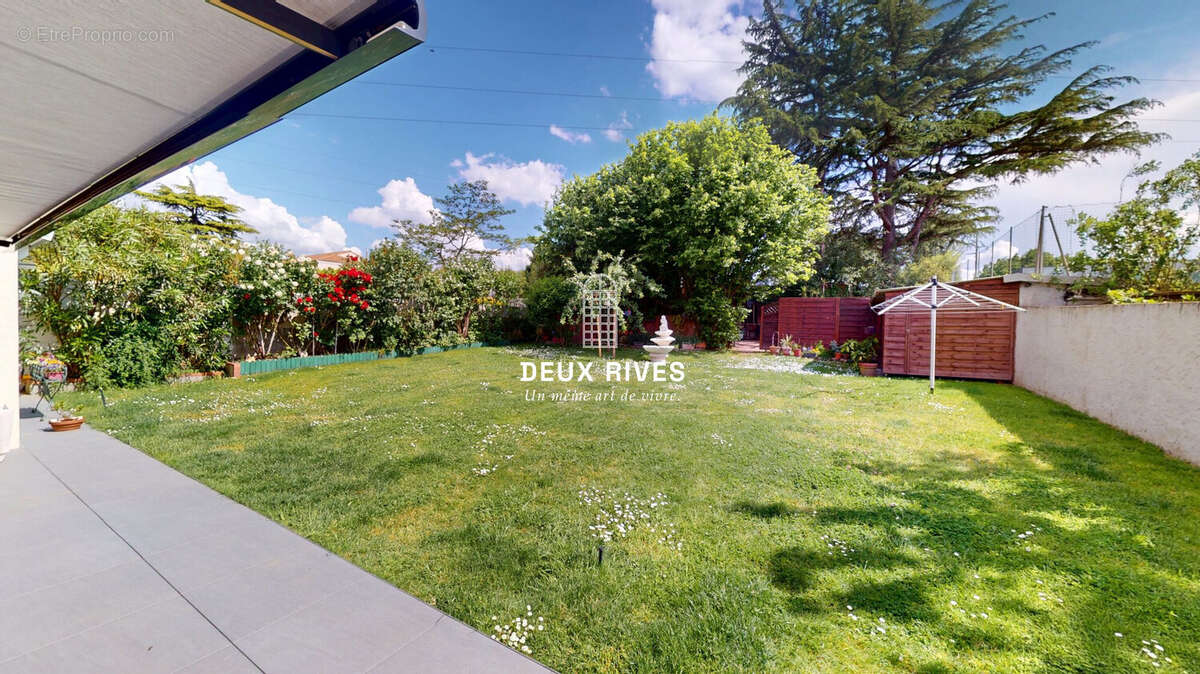 Maison à SAINT-SEBASTIEN-SUR-LOIRE