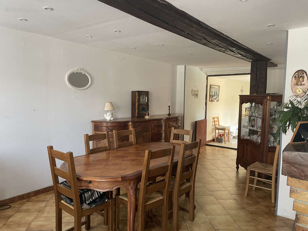 Maison à CHAMPROND-EN-GATINE