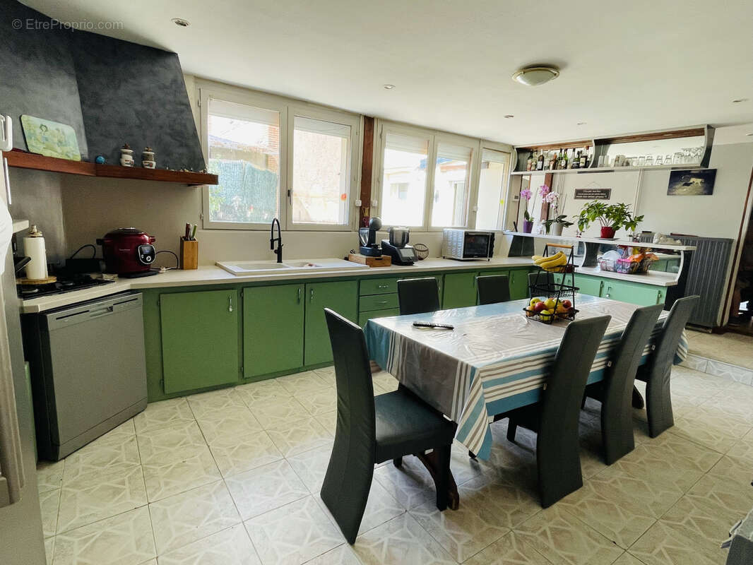 Maison à CHAMPROND-EN-GATINE