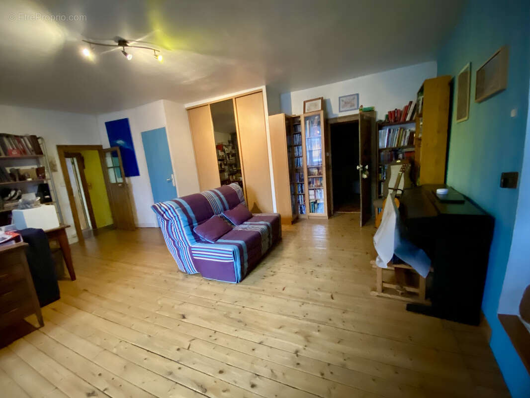 Maison à SAINT-ELIPH