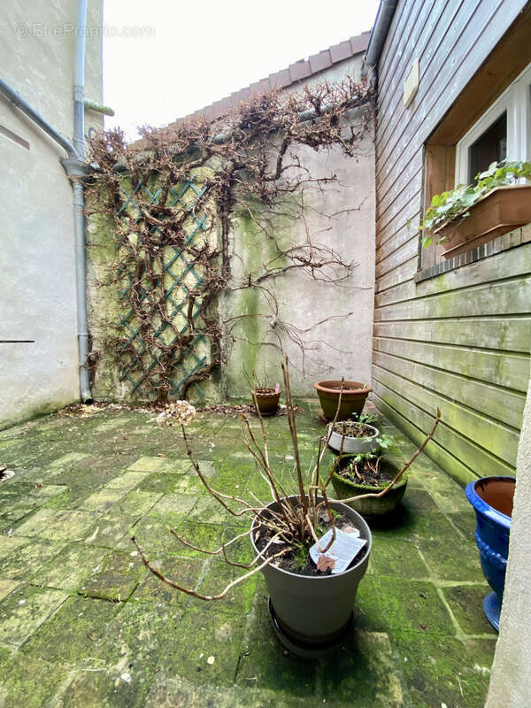 Maison à SAINT-ELIPH