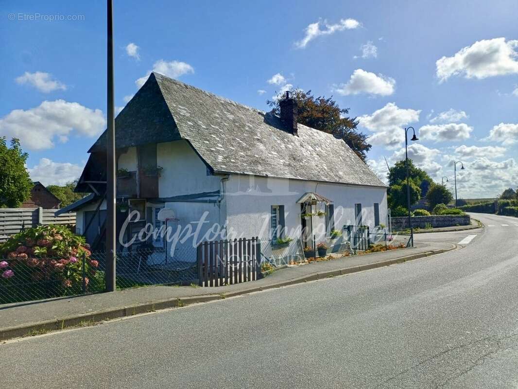 Maison à LUNERAY