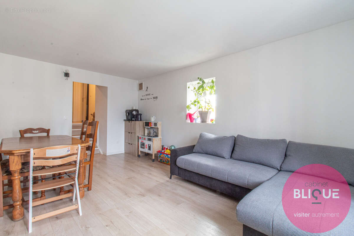 Appartement à PONT-SAINT-VINCENT