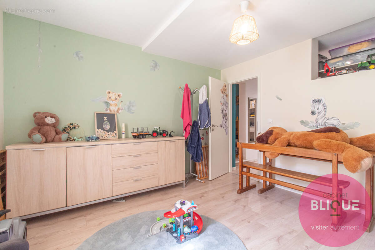 Appartement à PONT-SAINT-VINCENT