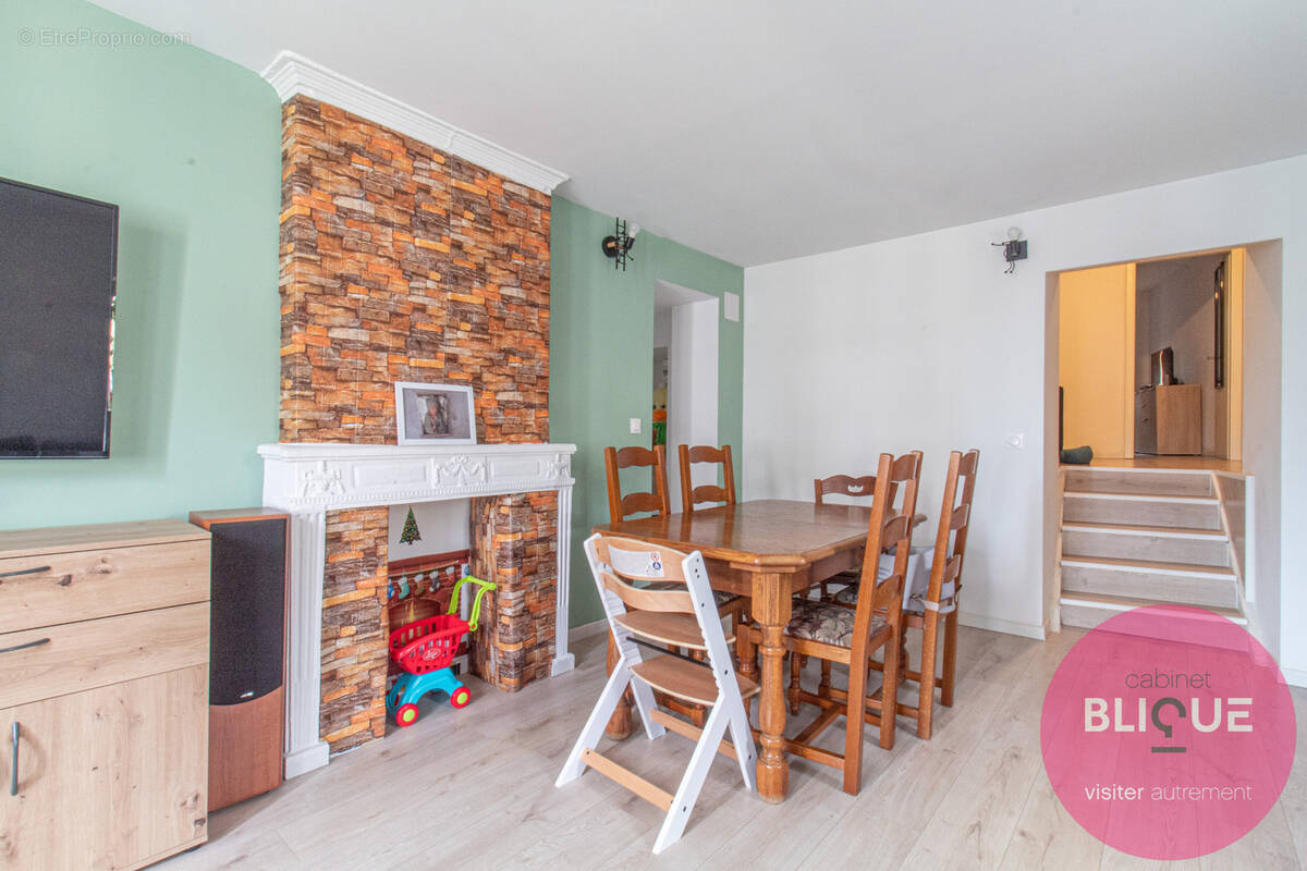 Appartement à PONT-SAINT-VINCENT