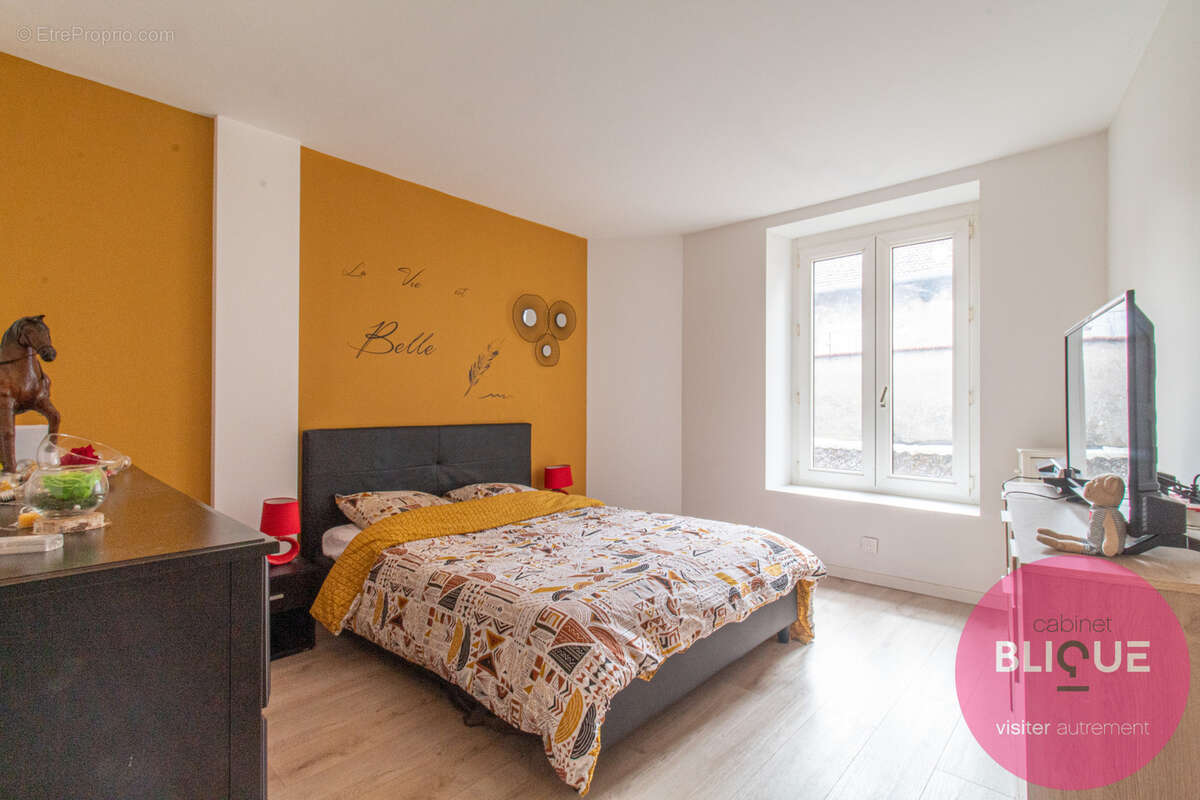 Appartement à PONT-SAINT-VINCENT