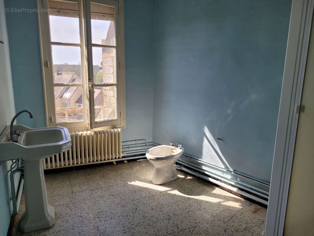 Appartement à ILLIERS-COMBRAY