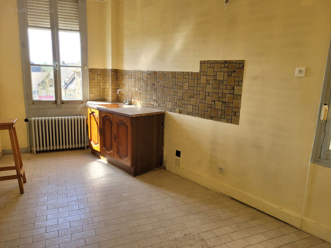 Appartement à ILLIERS-COMBRAY