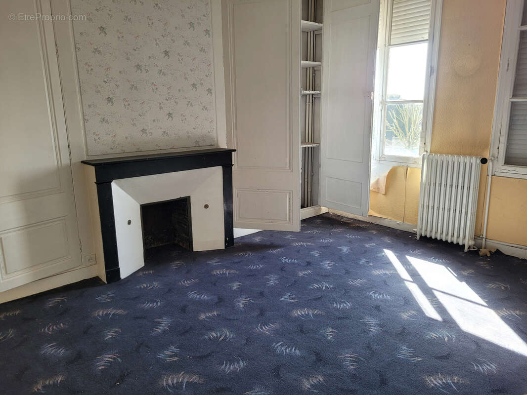 Appartement à ILLIERS-COMBRAY