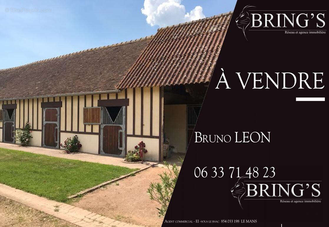 Maison à VILLAINES-LA-CARELLE