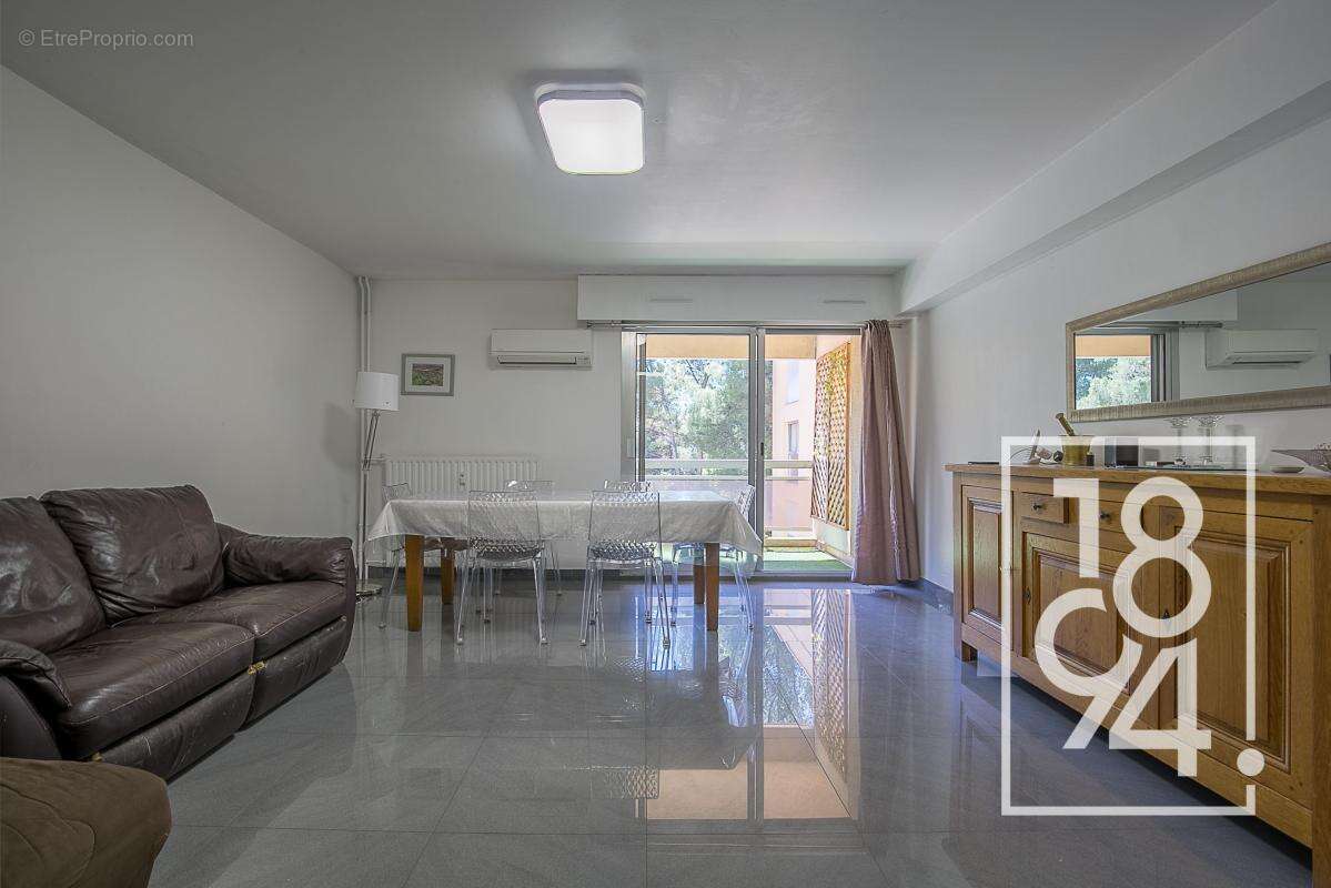 Appartement à MARSEILLE-9E