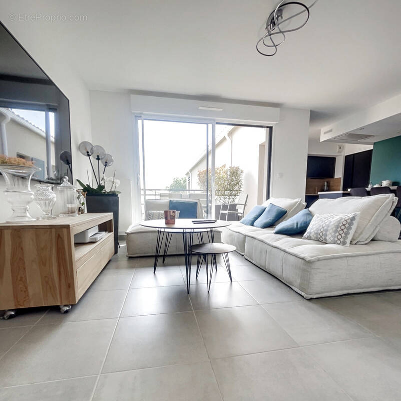 Appartement à OLLIOULES