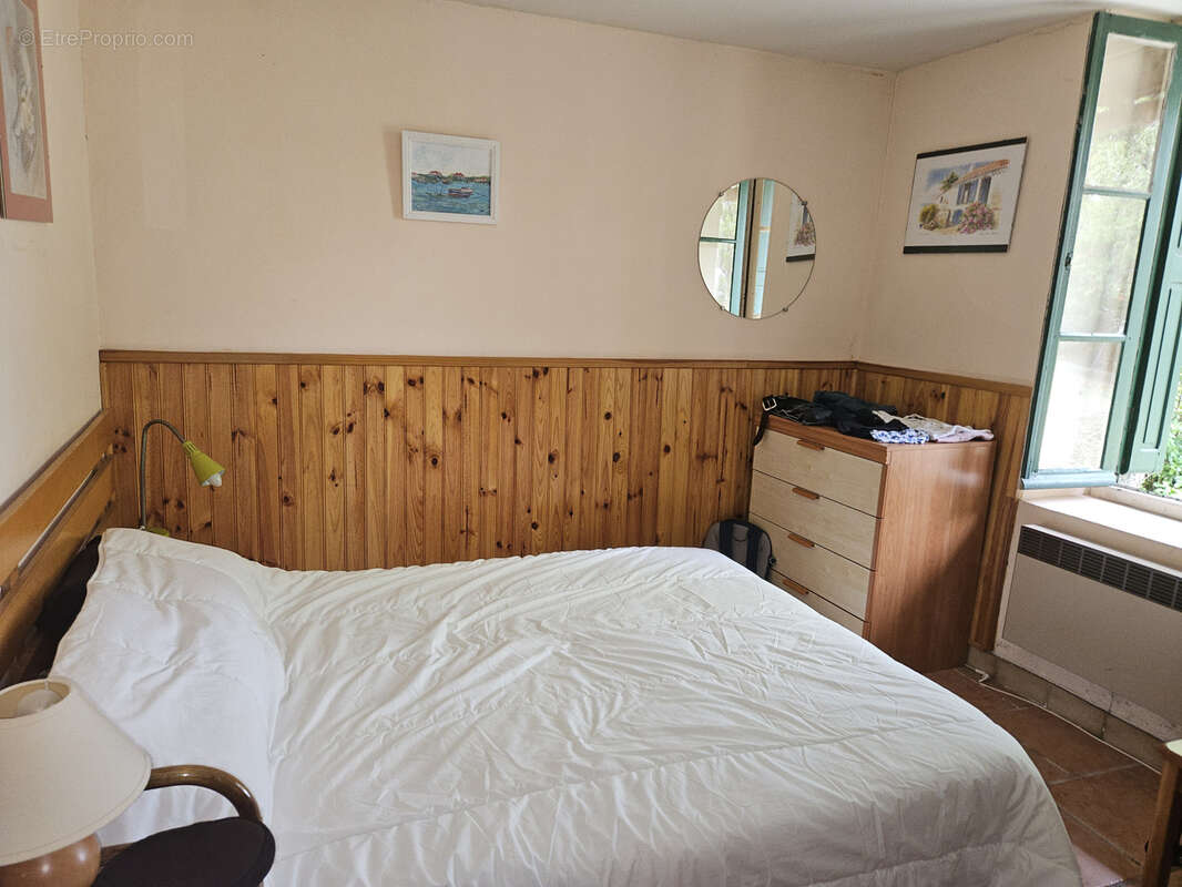 Maison à LUSSAC-LES-EGLISES